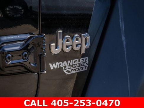 Used 2018 Jeep Wrangler Unlimited Sport S AWD/4WD image 10