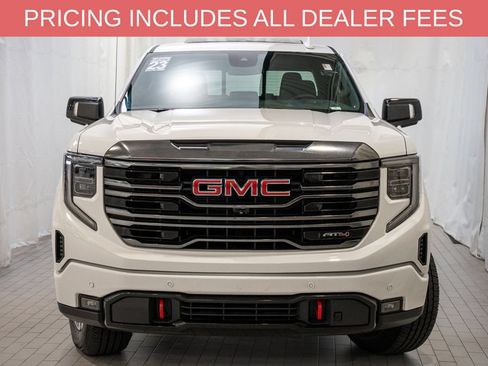 Used 2023 GMC Sierra 1500 AT4 w/ AT4 Preferred Package AWD/4WD image 2