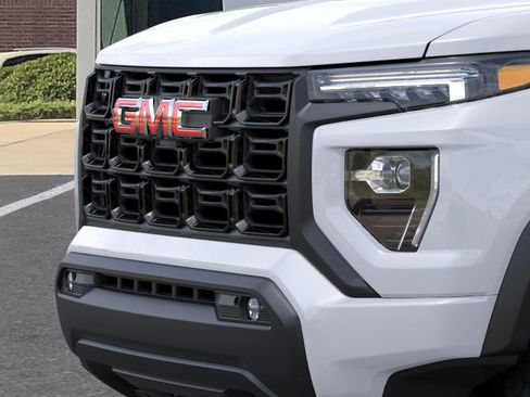 New 2026 GMC Canyon Elevation w/ Convenience Package image 37