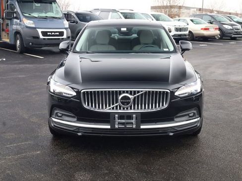 Used 2023 Volvo S90 B6 Plus AWD/4WD image 3