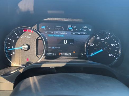 Used 2017 Ford F250 Platinum w/ Platinum Ultimate Package image 10