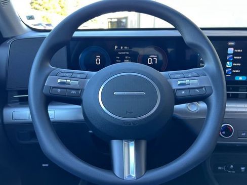 New 2026 Hyundai Kona SE image 23