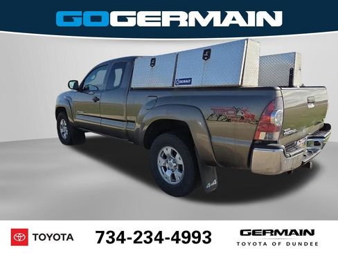 Used 2011 Toyota Tacoma 4x4 Access Cab V6 image 10