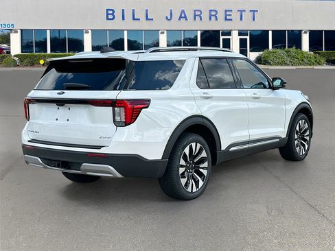 New 2026 Ford Explorer Platinum w/ LUX Leather Package AWD/4WD image 4