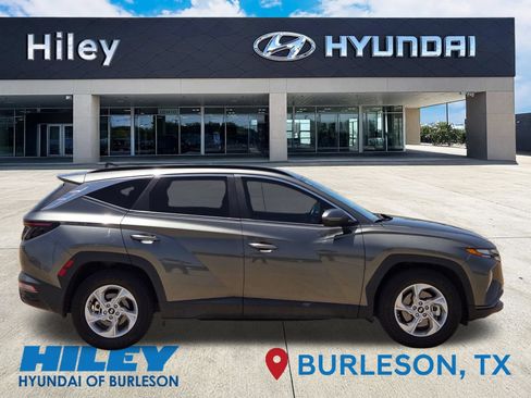 Used 2023 Hyundai Tucson SEL FWD image 3