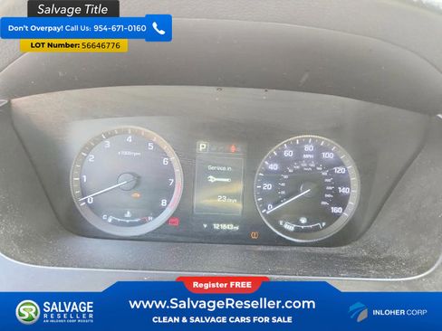 Used 2015 Hyundai Sonata Sport w/ Option Group 04 FWD image 10