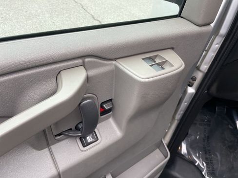 Used 2020 Chevrolet Express 2500 LS w/ Driver Convenience Package image 6