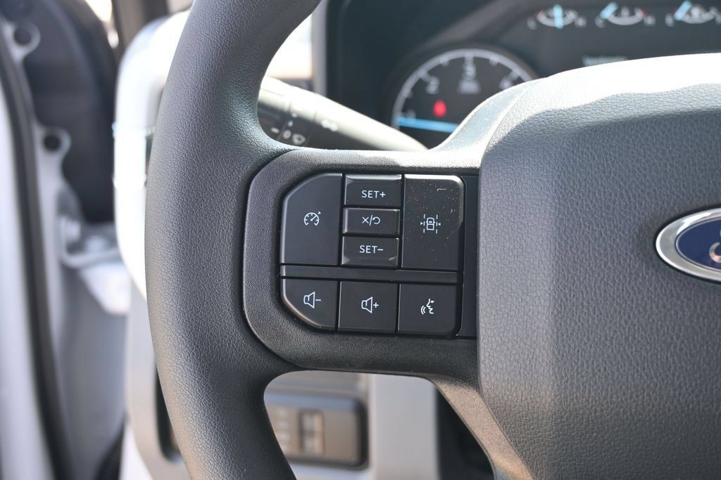 New 2026 Ford F550 4x4 Supercab Super Duty image 27