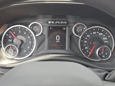 New 2026 RAM 2500 Tradesman AWD/4WD image 12