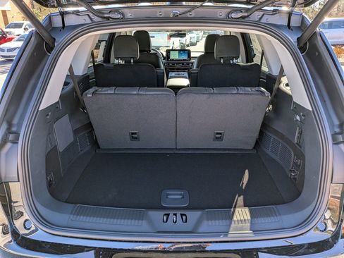 New 2026 Lincoln Aviator Premiere image 14