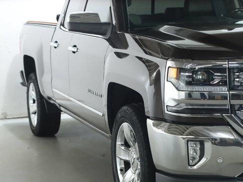 Used 2016 Chevrolet Silverado 1500 LTZ w/ LTZ Plus Package AWD/4WD image 8