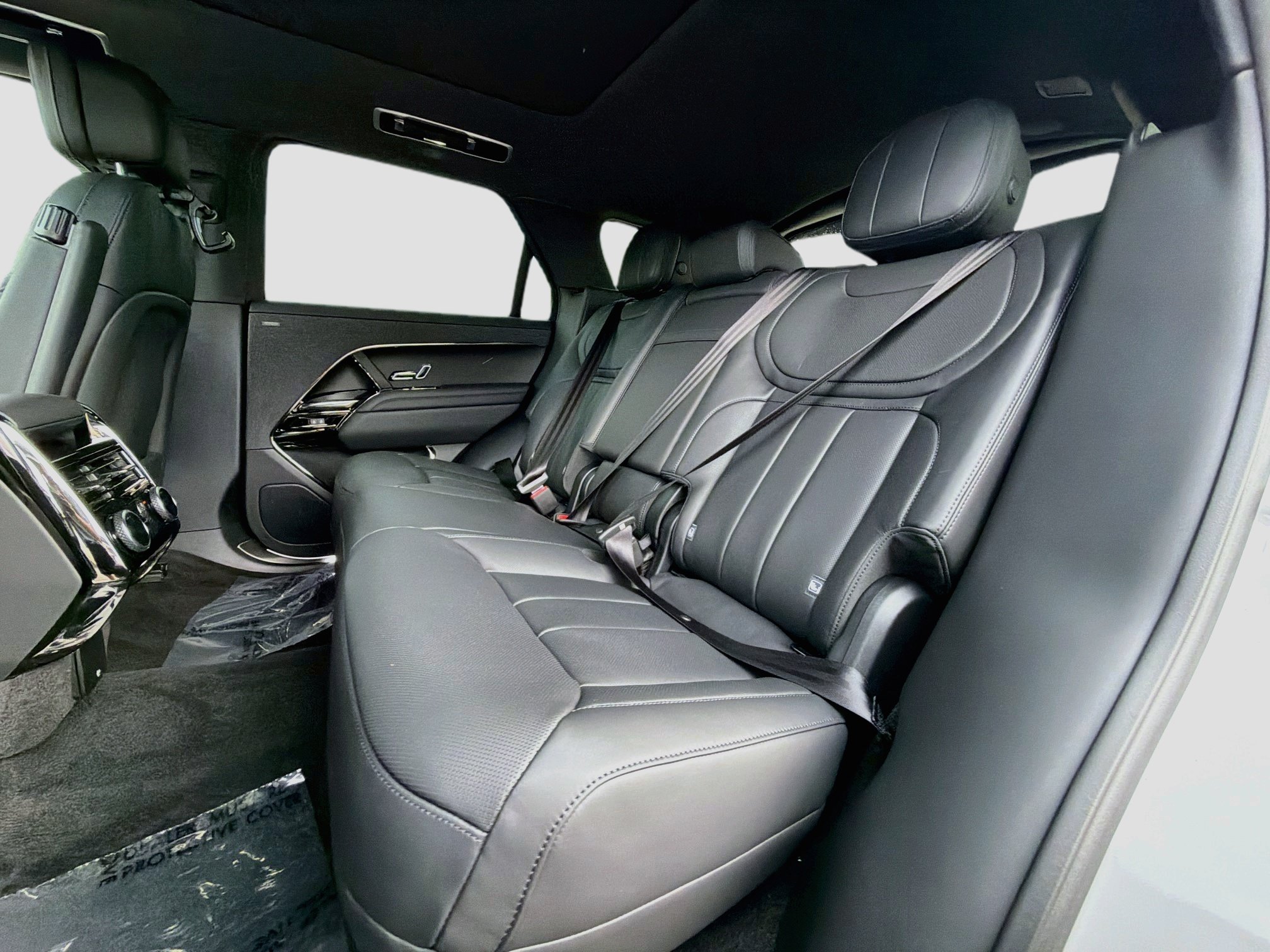 New 2026 Land Rover Range Rover Sport Dynamic SE AWD/4WD image 22