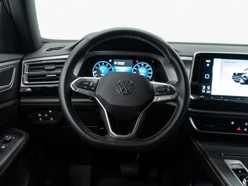 Used 2024 Volkswagen Atlas Cross Sport SE AWD/4WD image 14