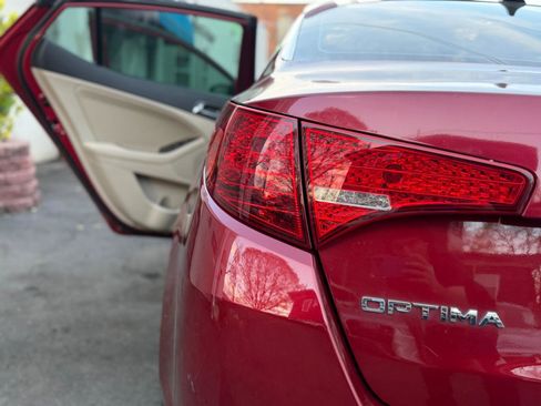 Used 2013 Kia Optima EX w/ Premium Pkg image 55