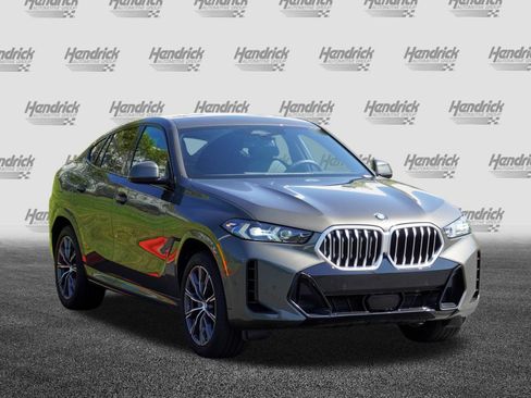 Used 2026 BMW X6 xDrive40i AWD/4WD image 2