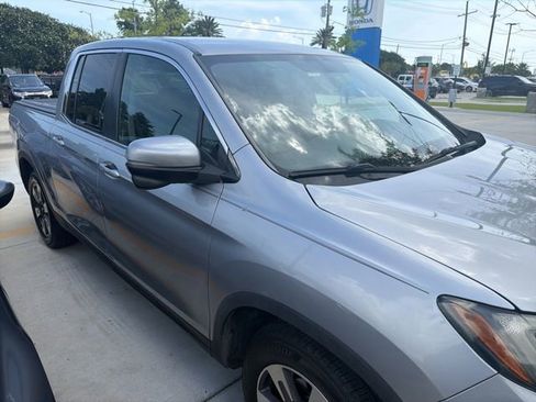 Used 2018 Honda Ridgeline RTL-T image 4