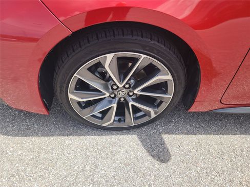 Used 2021 Toyota Corolla SE FWD image 9