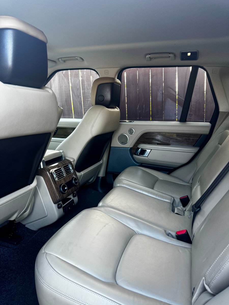 Used 2018 Land Rover Range Rover AWD/4WD image 8