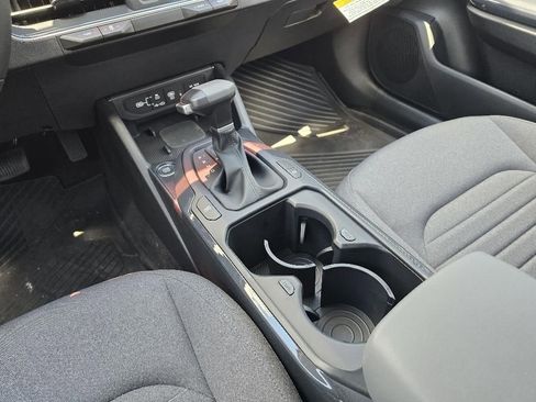 New 2025 Kia K4 EX image 16