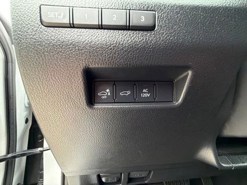 Used 2024 Lexus GX 550 AWD/4WD image 44