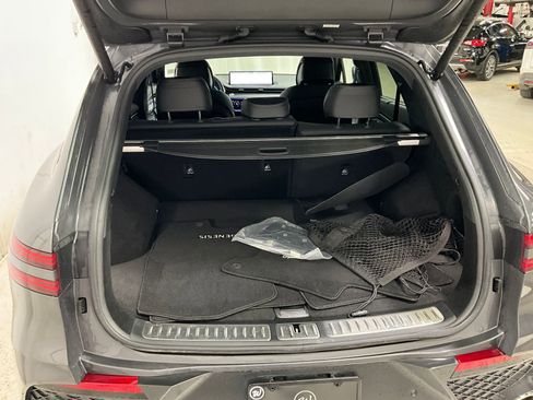 Used 2022 Genesis GV70 3.5T Sport w/ Sport Prestige Package image 25