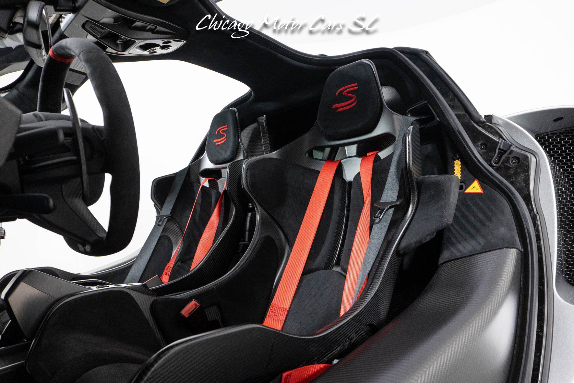 Used 2019 McLaren Senna RWD image 44
