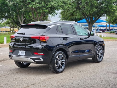 Used 2022 Buick Encore GX Select w/ Advanced Technology Package FWD image 5