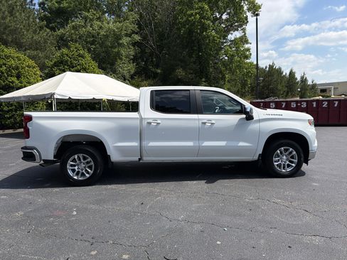 Used 2025 Chevrolet Silverado 1500 LT RWD image 4