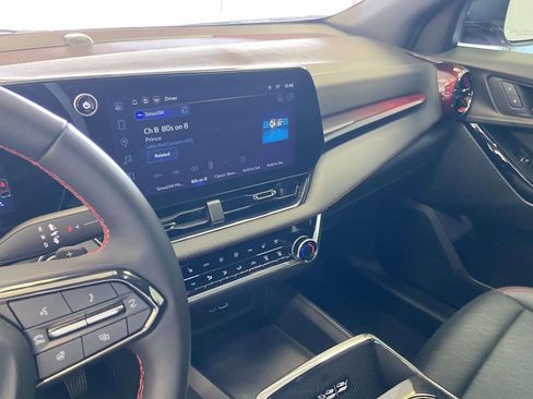 Used 2026 Chevrolet Equinox RS w/ Convenience Package III image 21