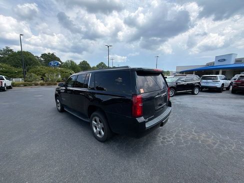 Used 2017 Chevrolet Suburban LT AWD/4WD image 8