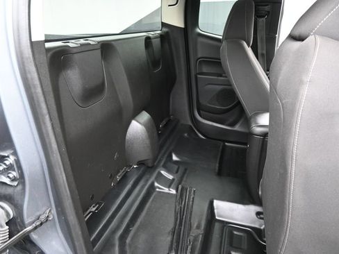 Used 2022 Chevrolet Colorado LT w/ Fleet Safety Package RWD image 25