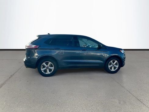Used 2019 Ford Edge SE FWD image 8