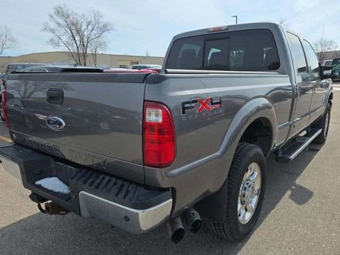 Used 2011 Ford F350 Lariat w/ Lariat Interior Pkg image 6
