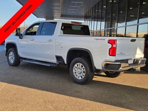 Used 2024 Chevrolet Silverado 2500 LTZ AWD/4WD image 4