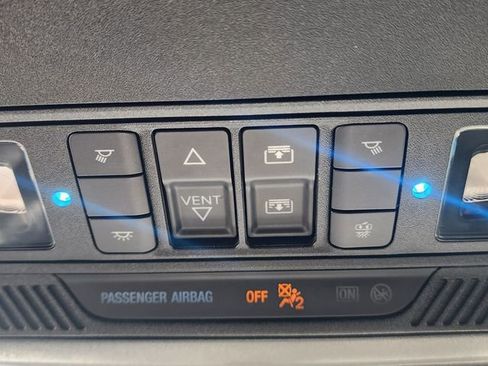 Used 2021 Ford Explorer Platinum w/ Equipment Group 601A AWD/4WD image 40