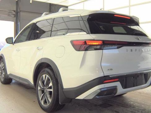 Used 2022 INFINITI QX60 Luxe w/ Cargo Package image 2