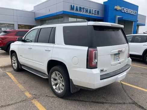 Used 2017 GMC Yukon SLT w/ HD Trailering Package AWD/4WD image 4