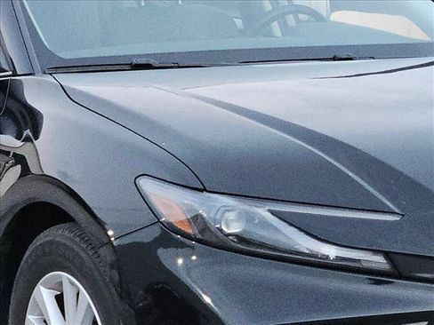 Used 2025 Toyota Camry LE w/ Convenience Package FWD image 5