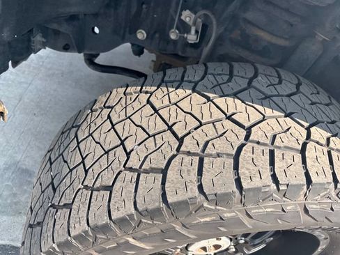 Used 2014 Ford F350 Lariat AWD/4WD image 29