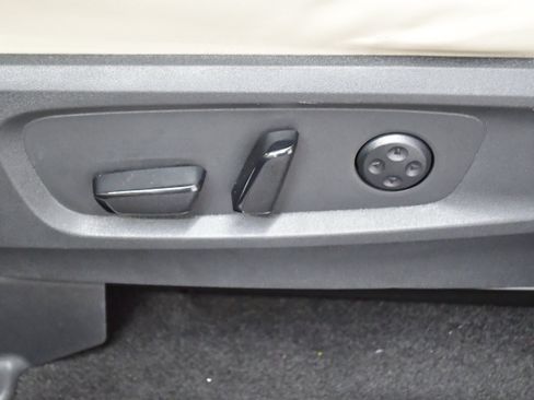 Used 2023 INFINITI QX60 Luxe w/ Cargo Package AWD/4WD image 16
