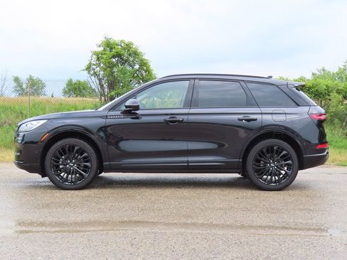 Used 2023 Lincoln Corsair Reserve w/ Equipment Group 202A AWD/4WD image 7