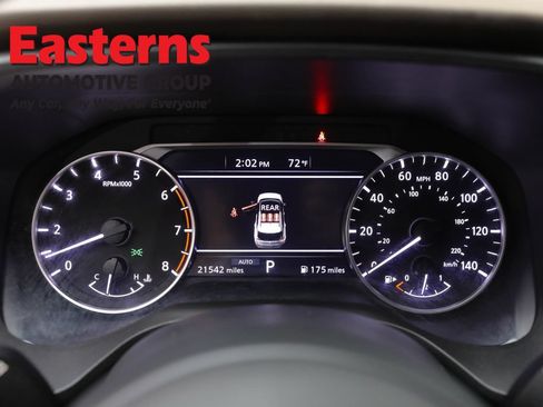 Used 2023 Nissan Rogue S AWD/4WD image 18