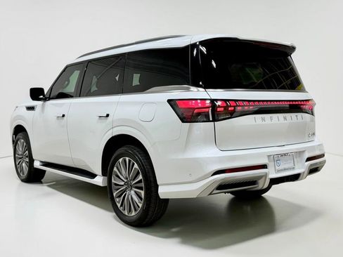 Used 2025 INFINITI QX80 Sensory image 30