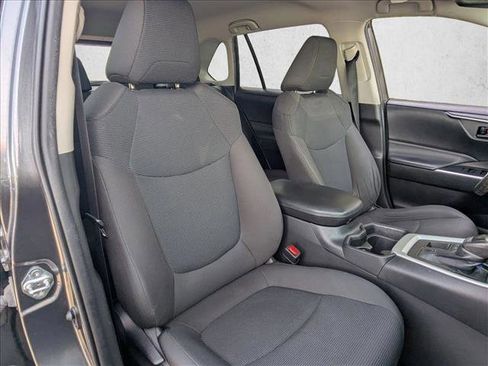 Used 2020 Toyota RAV4 LE w/ All Weather Liner Package image 19