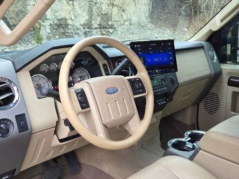Used 2008 Ford F250 4x4 Crew Cab Super Duty image 9
