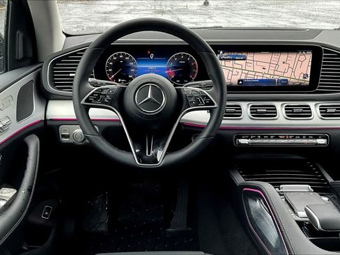 Used 2026 Mercedes-Benz GLE 450 4MATIC image 6