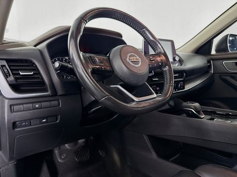 Used 2021 Nissan Rogue SV w/ Premium Package image 22