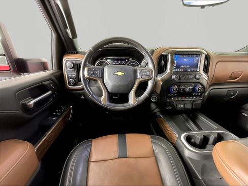 Used 2022 Chevrolet Silverado 3500 High Country w/ Z71 Off-Road Package AWD/4WD image 9