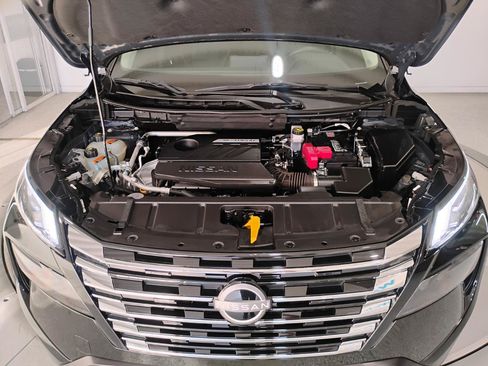 Used 2024 Nissan Rogue SV w/ SV Premium Package FWD image 92