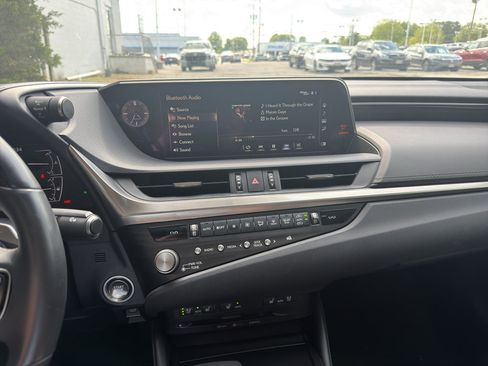 Used 2021 Lexus ES 350 w/ Premium Package FWD image 14